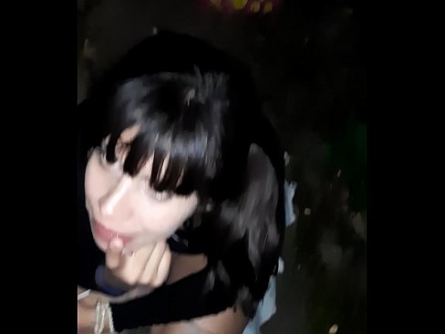 ❤️ ברחוב איבר מין נפוח בתמורה לממתקים ️ סרטון מזוין  בפורנו iw.hentaibar.ru ❤